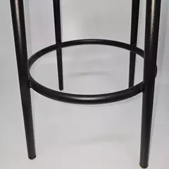 Imagen de Base Tubular Metálica De Banco De Laboratorio Pintura Horno