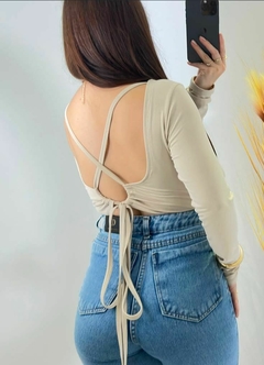 cropped Marcela - More Modas