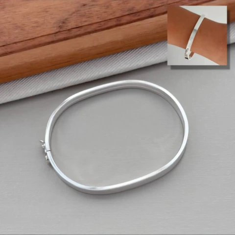 Bracelete Quadrado Fio 5mm