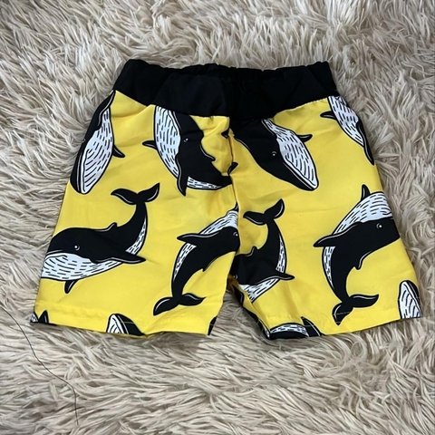 Short amarelo estampado