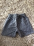 Short cinza básico