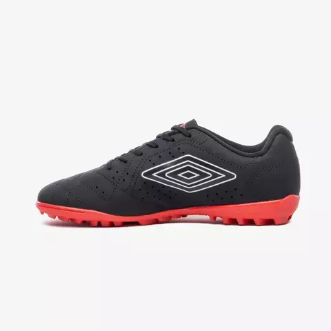 Chuteira Society Umbro Class Neo striker preto - comprar online