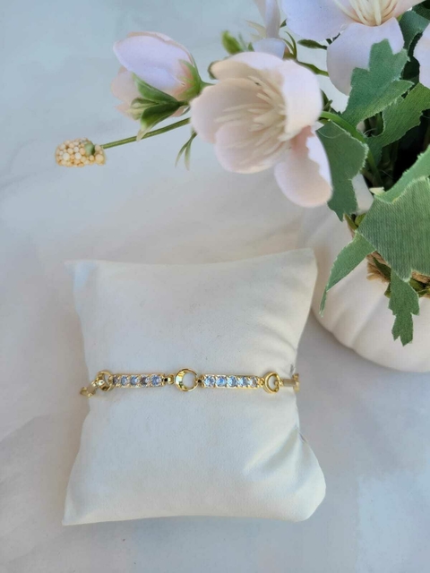 Pulsera rectangulos con circones bañada en oro