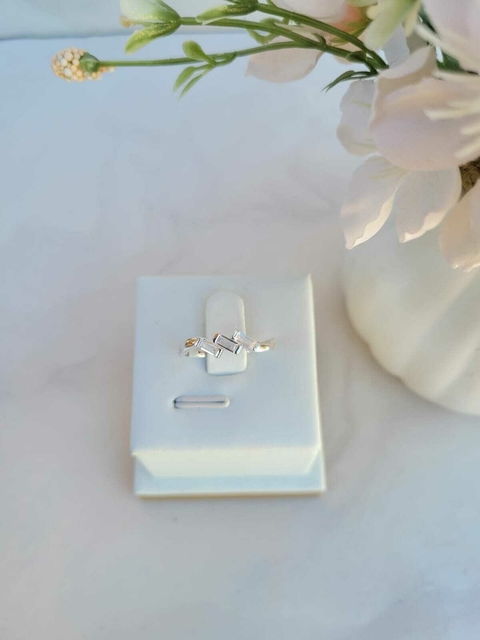 Anillo circones baguette # 16