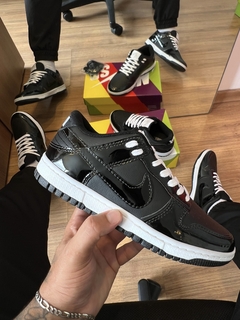 SB Dunk Low Verniz Preto/Branco Premium - comprar online