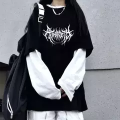 Camiseta estampada com letra relâmpago feminina, Y2K, gótica, punk na internet