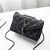 Bolsa Feminina Maëlle – Compacta, Bordada e com Alça Única | Estilo Versátil Havena Store - comprar online
