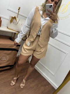 Imagem do Conjunto Colete e Shorts Alfaiataria
