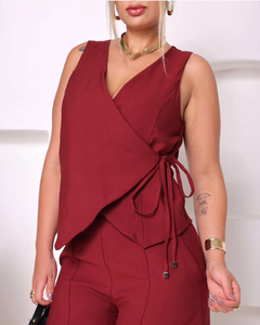 Conjunto Colete Transversal e Shorts Alfaiataria - comprar online