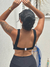 Cropped com feicho traseiro preto na internet