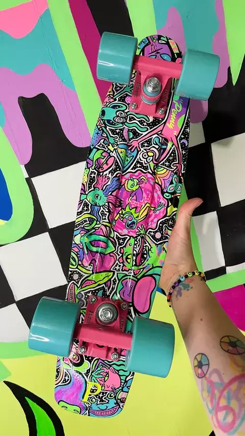 90s Aliens Penny board 22" pintada a mano - comprar en línea