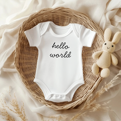 Body Bebe "Hello" en internet