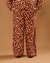 Calça pantalona animal na internet