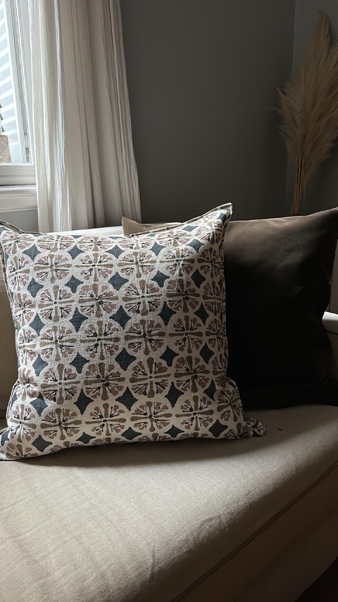 ALMOHADÓN LOTUS - comprar online