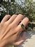 Imagen de Anillo de corazón verde y brillantes