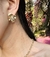 Aretes Petalos Dorados - tienda en línea