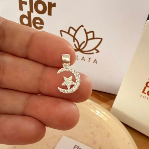 Dije Luna y Estrella