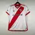 River Plate, Futebol Argentino, Liga Argentina, 2024, Adidas, Camisa Home, Uniforme Principal, Torcedor, Design Clássico, Lançamento, Colecionável, Camisa Branca com Faixa Vermelha, Camisa Masculina, Camisa de Futebol, Produto Oficial, Loja Esportiva, Nov