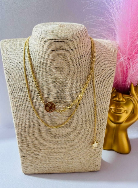 Collar dorado de carita