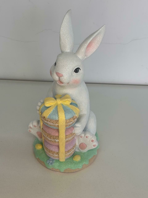 Coelho com macarrons de resina 28cm Cód. 1050391 - comprar online