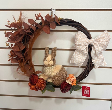 Guirlanda de Páscoa de vime com coelho de palha Cód. 1918 - comprar online