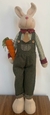 Coelho de tecido em pé verde 58cm Cód. CO950 - comprar online