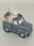 Coelho no carrinho cinza em resina 10x5x8cm Cód. RS1066B - comprar online