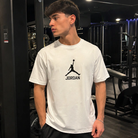 Remera JORDAN clásica