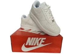 Nike Air Force Branco na internet