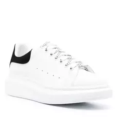 Alexander McQueen Black en internet