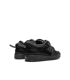 Forum Buckle Low x Bad Bunny Black - Canela´s Shop