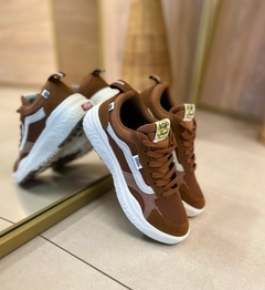 Vans Neo Caramelo na internet