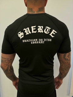 Rash Guard - Suerte Gotic - comprar online
