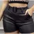 Short de Couro Fake Tecido Cirre Shorts Preto Com Cinto de Fivela Shortinhos