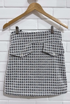 Short Saia Em Tweed Preto na internet