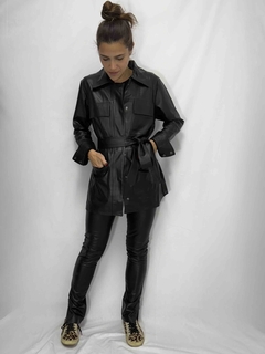 Trench Coat Couro Preto na internet