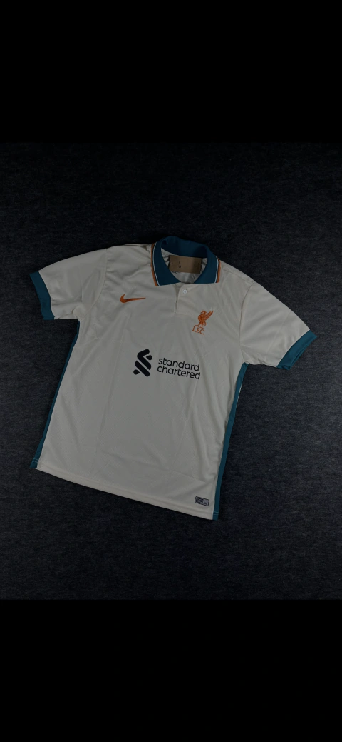 Camisa Liverpool 21/22