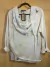 Sweater doble con remera estampada y foulard a juego en internet