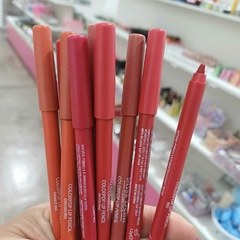 Delineador Retractil Miss Demi - comprar online