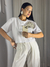 T-shirt Cropped Débora Prata na internet