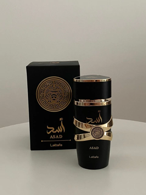 Lattafa Asad 100 mL Eau de Parfum para Hombre Spray