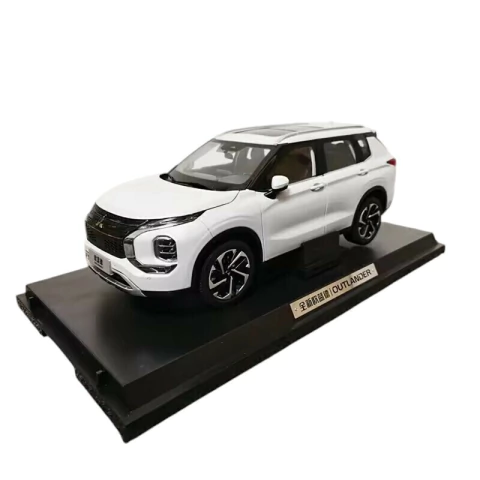 Miniatura Mitsubishi Outlander Escala 1/18 Branco - comprar online