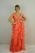 Vestido longo babados decote V coral