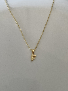 Cadenas con dije inicial