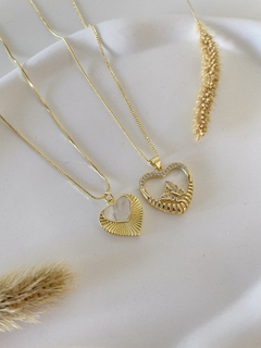 Cadena corazón nacarado en internet