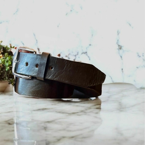 Cinto de piel artesanal