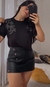 Cropped com aplicação nos ombros na internet