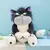 Boneco de Gato Lúcifer na internet