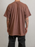 REMERA CUELLO ABIERTO CHOCO en internet