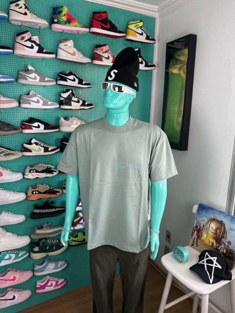 Camiseta Fear Of God Essentials T-Shirt SS Sycamore - comprar online